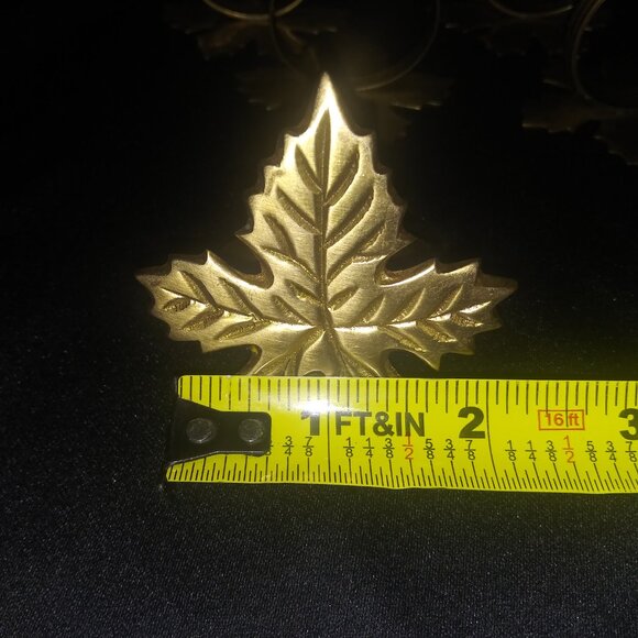 Goldtone Metal Maple Leaf Napkin Rings Set of 10 Fall Leaf Metal Napkin Holders - Picture 8 of 9
